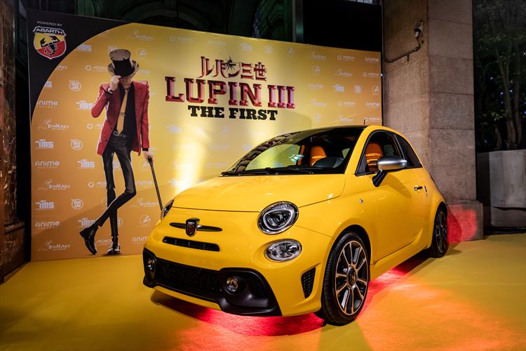a yellow car