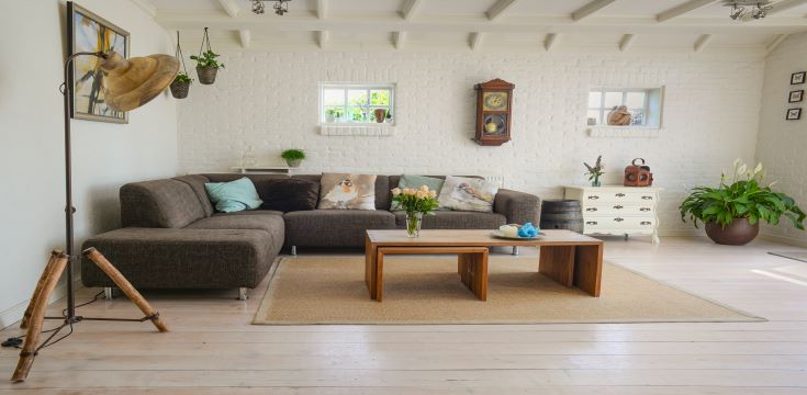 brown-wooden-center-table