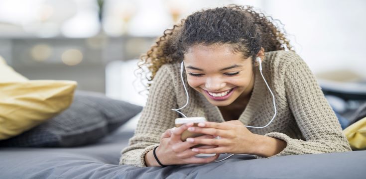 Social Media Adolescent Identity Webinar_PR2 (002)