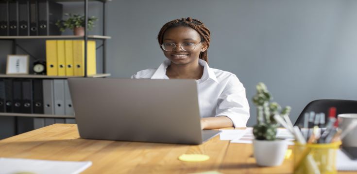 black-female-using-laptop