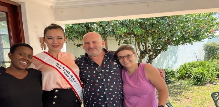 Terisa Hsu-Lee with members of the Jessica Matheson Foundation Glorious Ngwenya, Steven Matheson and Whitne[13520]