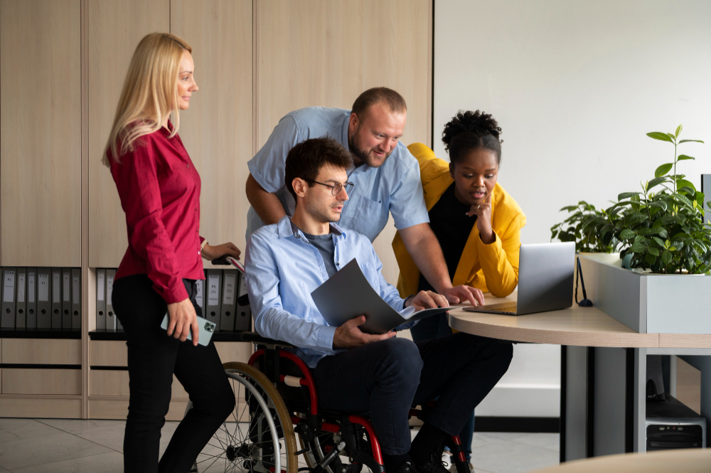 side-view-people-working-office